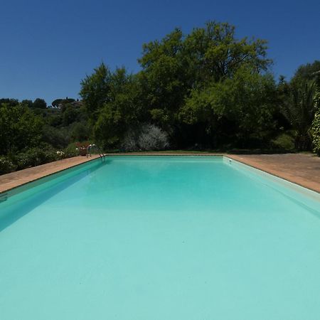 Villa SCAPPO IN UMBRIA, Il fienile Fornole Esterno foto